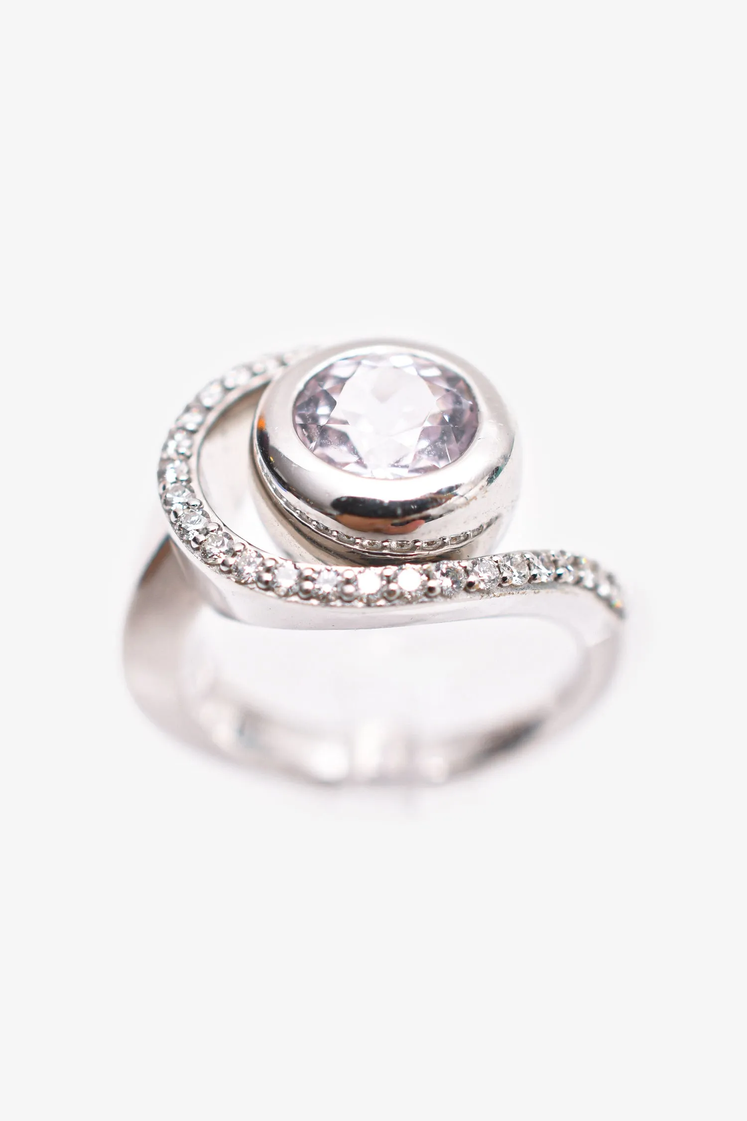 18K White Gold Diamond Set Freshwater Pearl Cocktail Ring