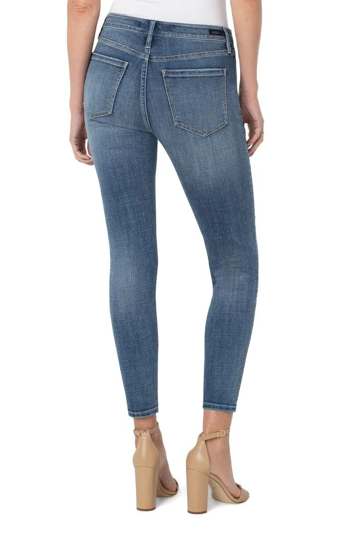 Abby Ankle Skinny Jean With Exposed Buttons