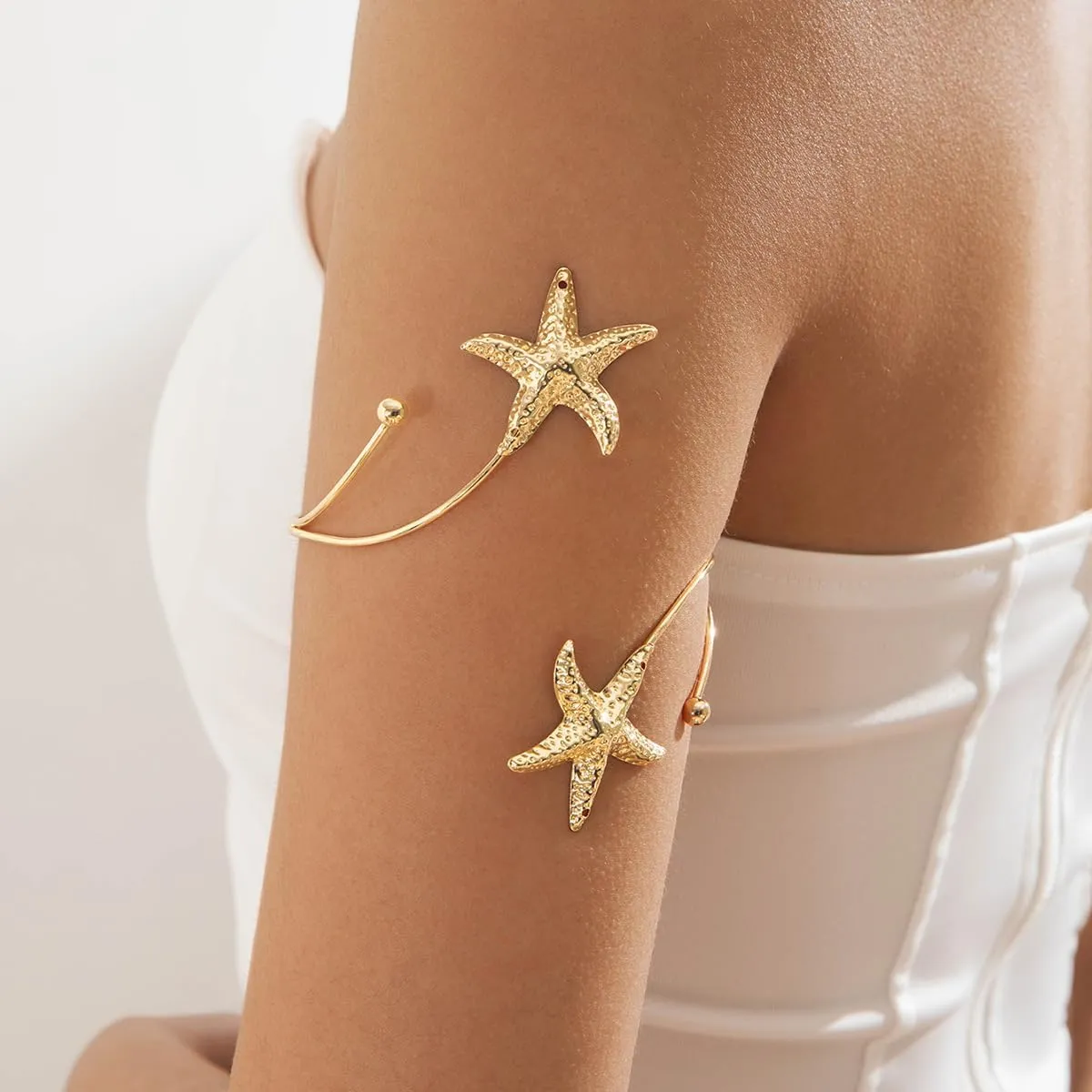 Bohemia Upper Arm Bracelets Gold Silver Butterfly Flower Starfish Seashell Coil Swirl Leaf Armband Bracelet Adjustable Metal Open Upper Arm Cuff Bangle for Women Boho Jewelry Gifts