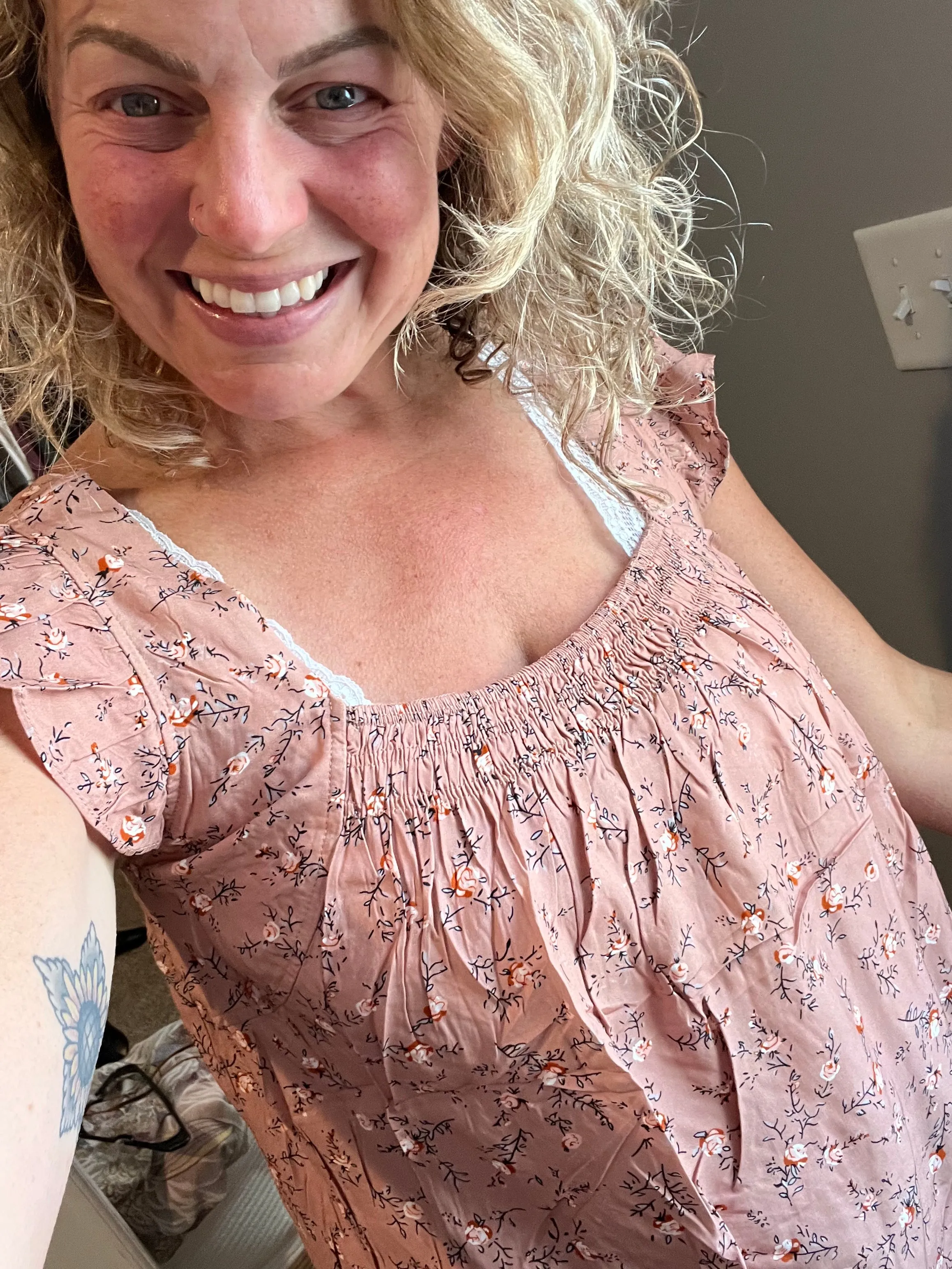 Floral flutter top